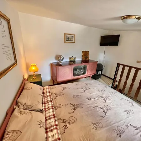 I Due Gradoni Stone House Apartment *