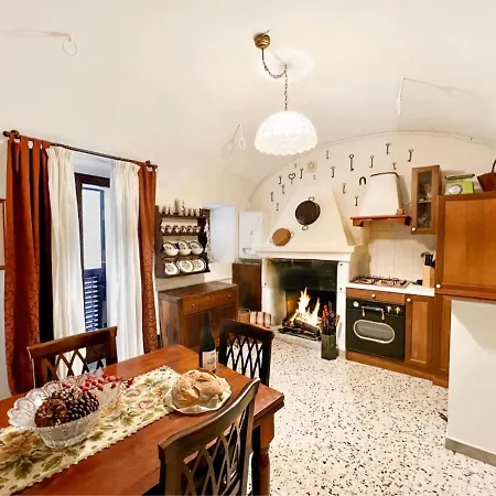 Appartamento I Due Gradoni Stone House *